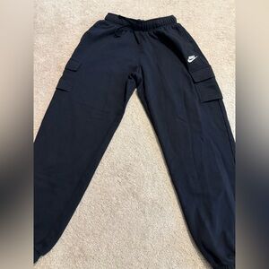 Nike Women’s Black Cargo Sweatpants